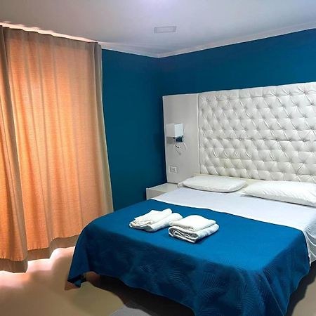 Bed And Breakfast Napoli Centro Storico Zewnętrze zdjęcie