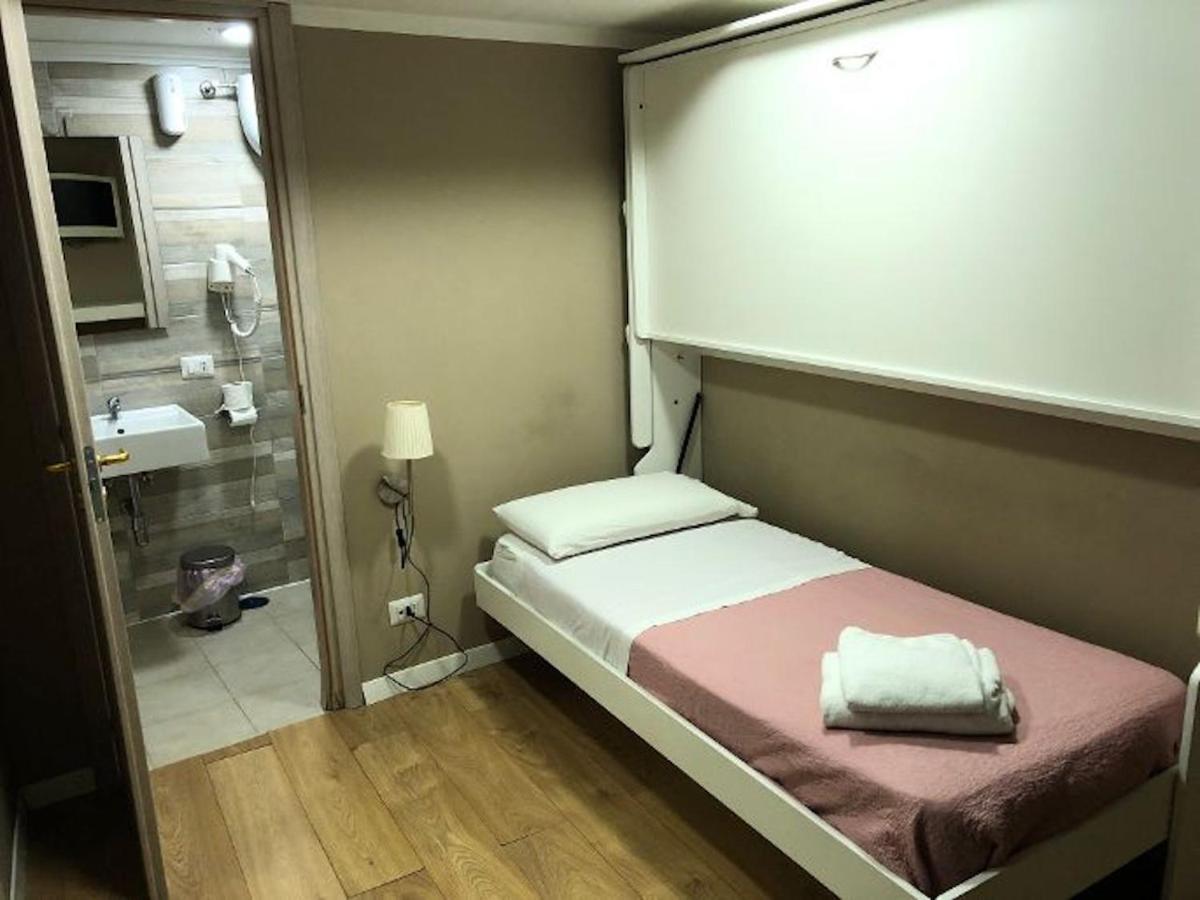 Bed And Breakfast Napoli Centro Storico Zewnętrze zdjęcie