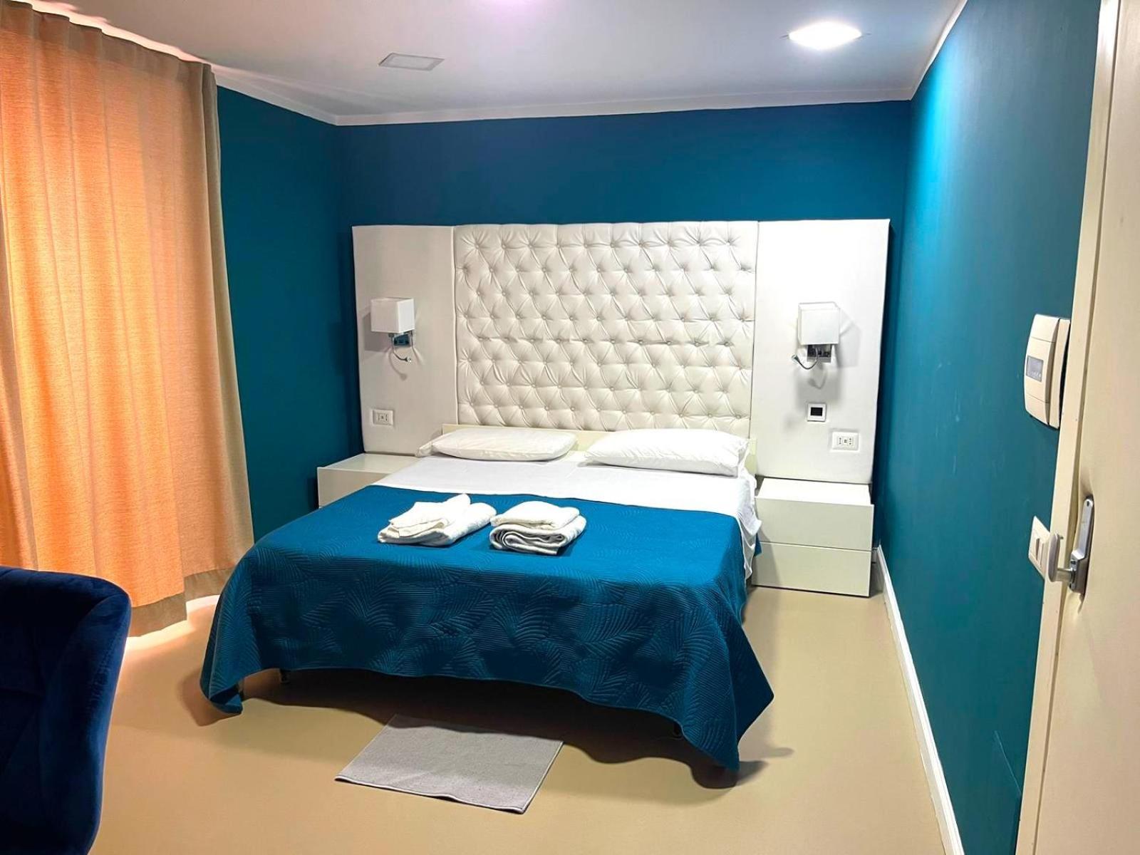 Bed And Breakfast Napoli Centro Storico Zewnętrze zdjęcie